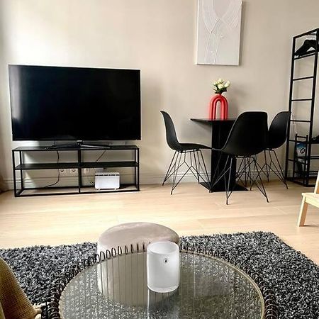 Modern And Cozy Studio Apartment In Central オスロ エクステリア 写真